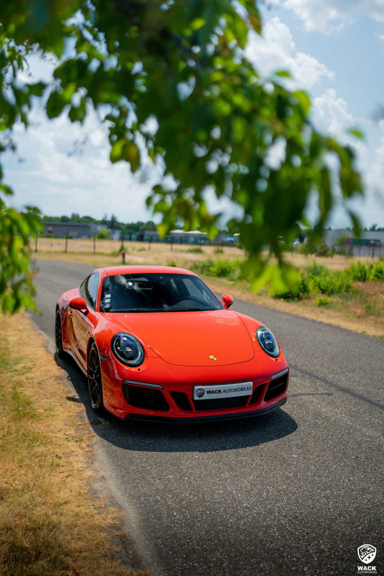 Porsche 991.2 Carrera GTS