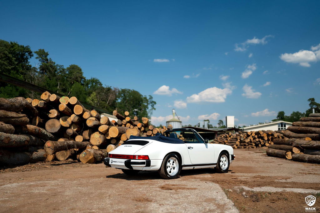 Porsche 911 Carrera 3.2 (US)