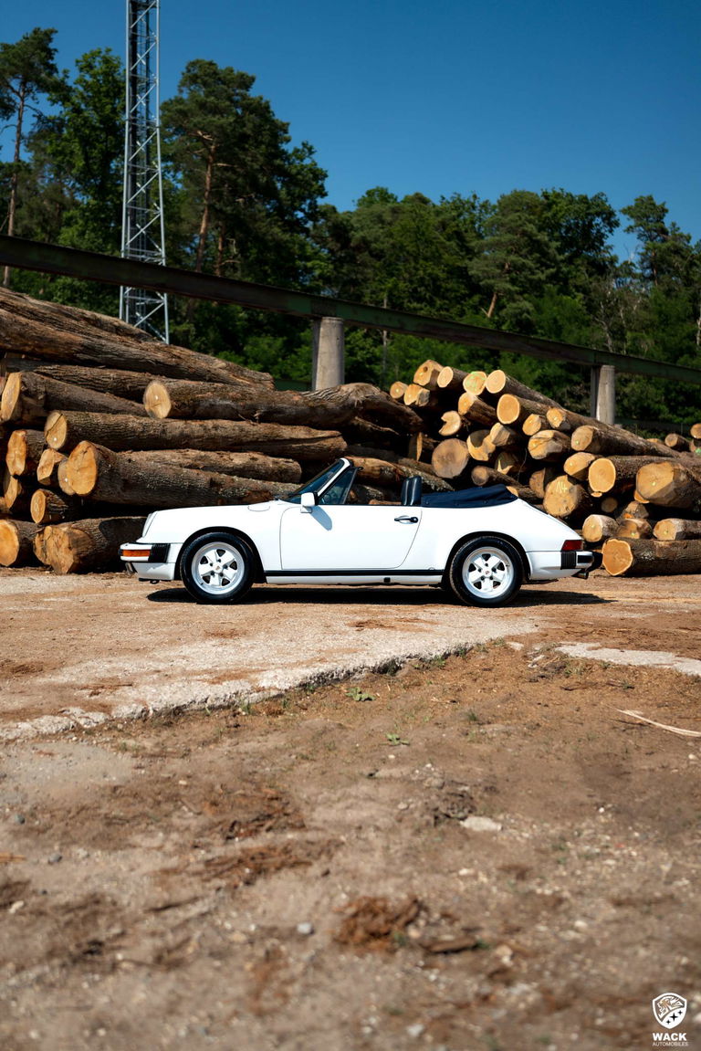 Porsche 911 Carrera 3.2 (US)
