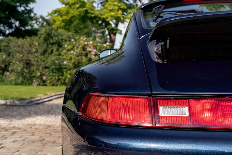 Porsche 993 Carrera 4S