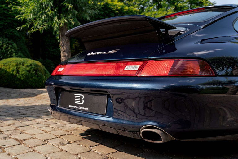 Porsche 993 Carrera 4S