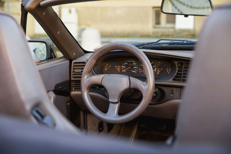 Porsche 944 Turbo Cabriolet