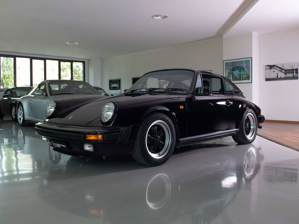 Porsche 911 Carrera 3.2