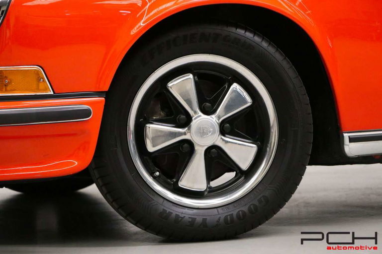 Porsche 911 S (F-Modell)