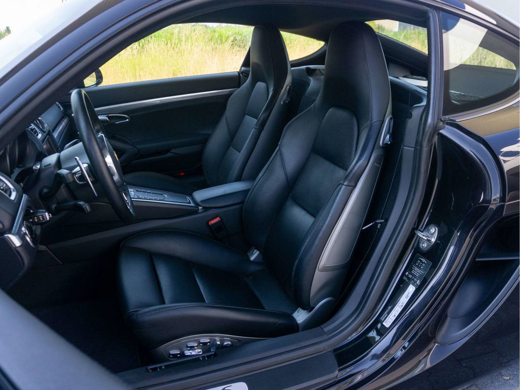 Porsche 981 Cayman S