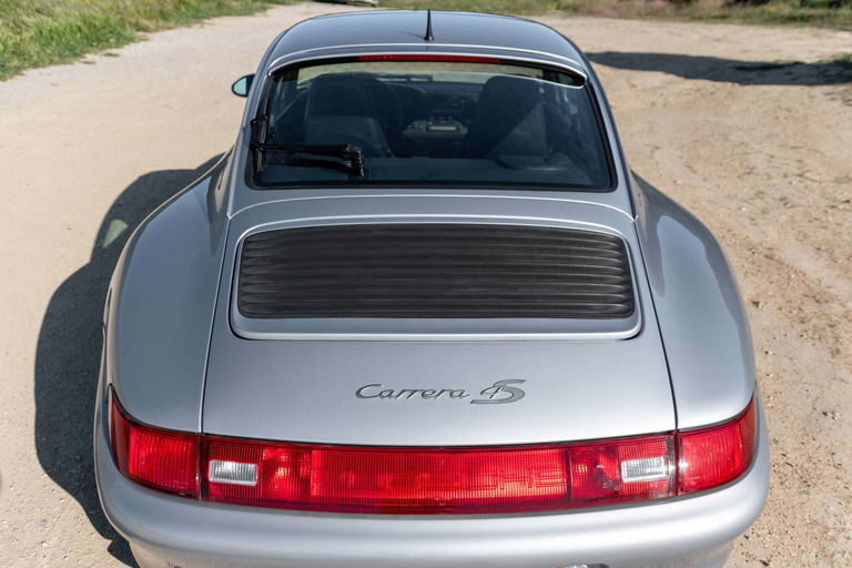 Porsche 993 Carrera 4S
