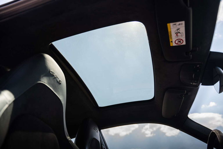 Porsche 991.2 Carrera GTS