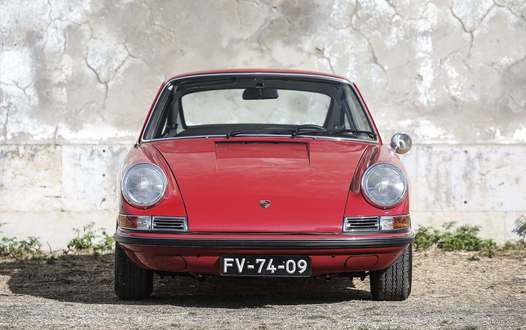 Porsche 911 S (F-Modell)