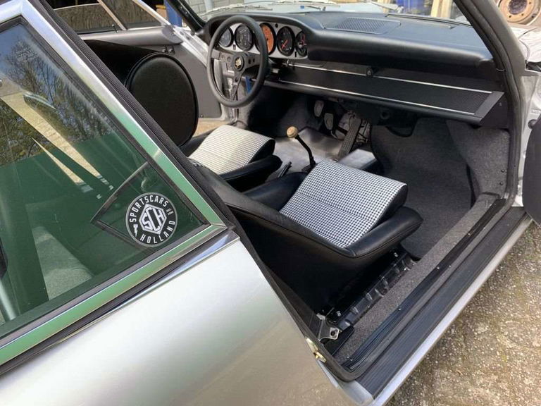 Porsche 911 Backdate