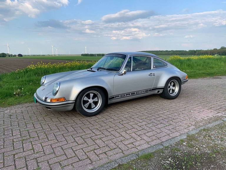 Porsche 911 Backdate