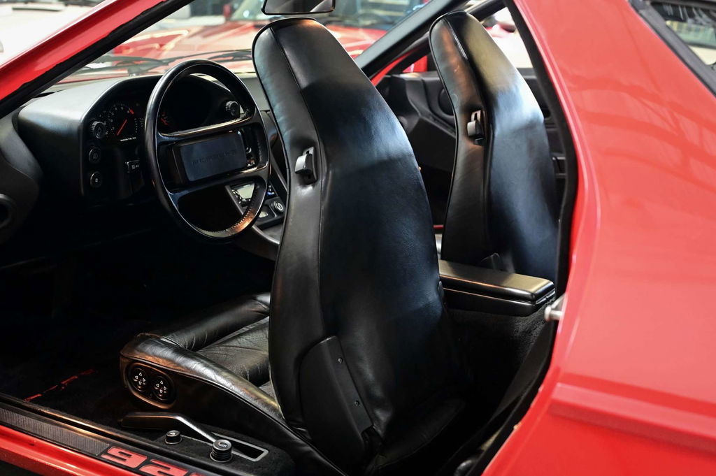 Porsche 928 S