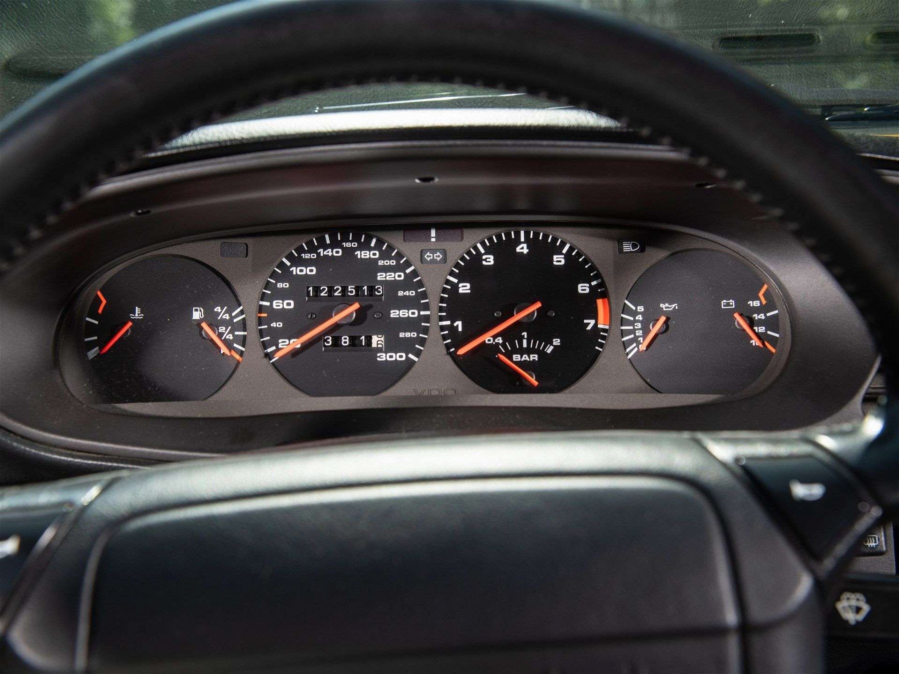 P48127 - 96573103800 - Spiegelglas - ENTFROSTEND / KONVEX / RECHTS für  Porsche 968 / 1992 / 968 / Coupe / 6-gang-handschaltgetriebe