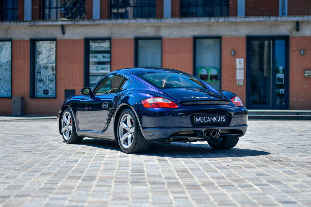 Porsche 987 Cayman S