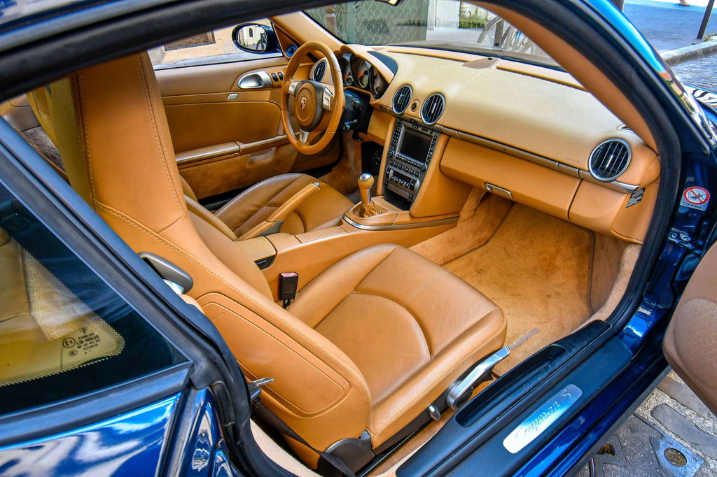 Porsche 987 Cayman S