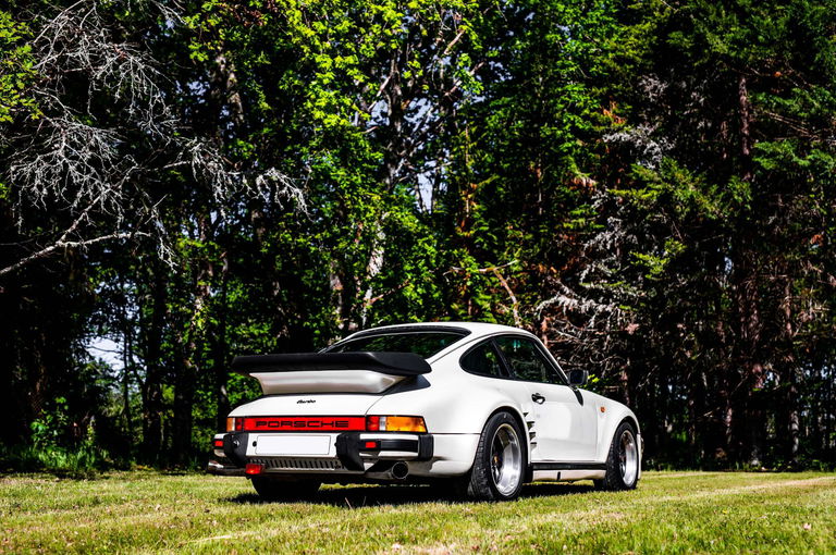 Porsche 911 Turbo Flachbau