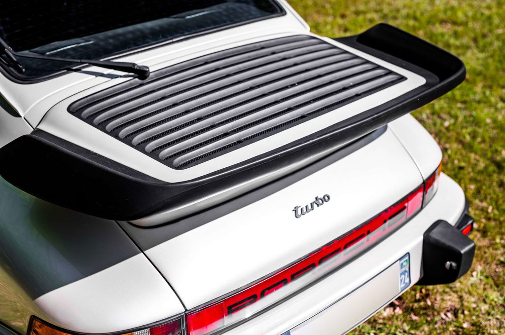 Porsche 911 Turbo Flachbau