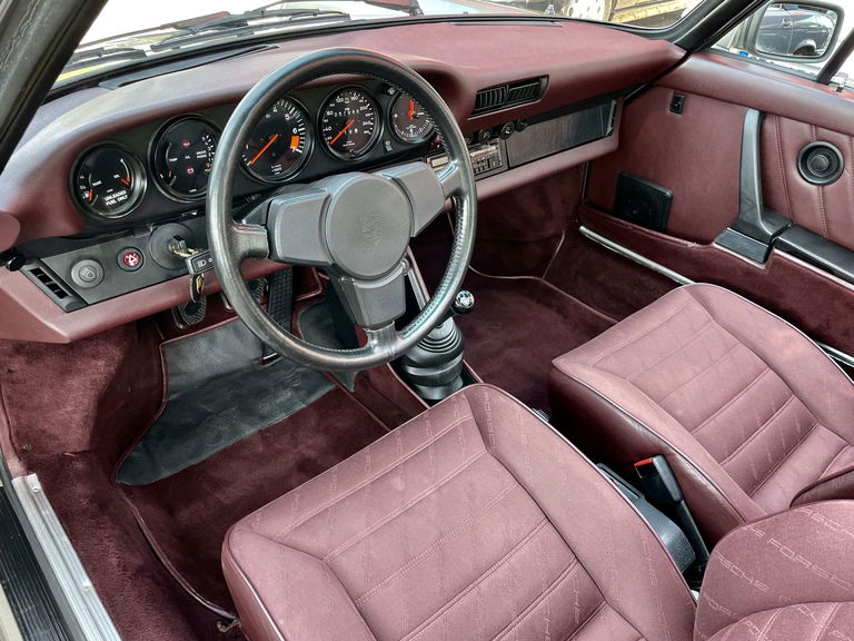 Porsche 911 Carrera 3.2