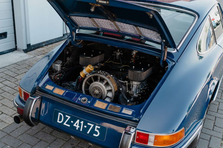Porsche 911 T