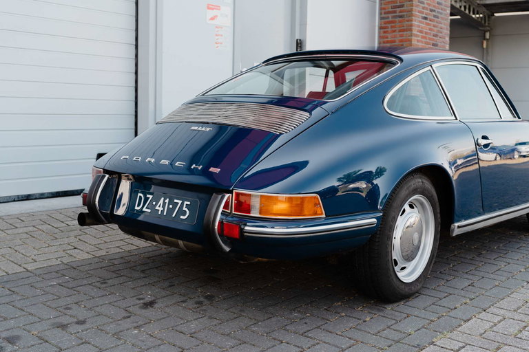 Porsche 911 T