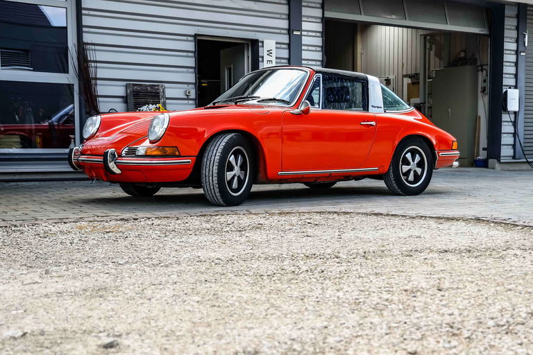 Porsche 911 T