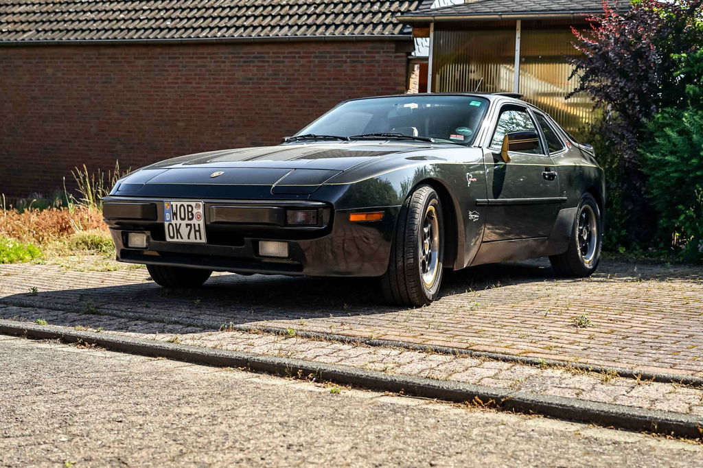 Porsche 944 Coupé