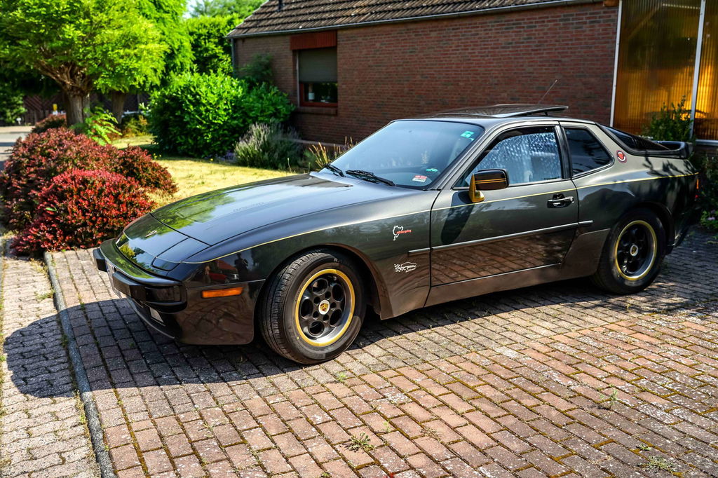Porsche 944 Coupé