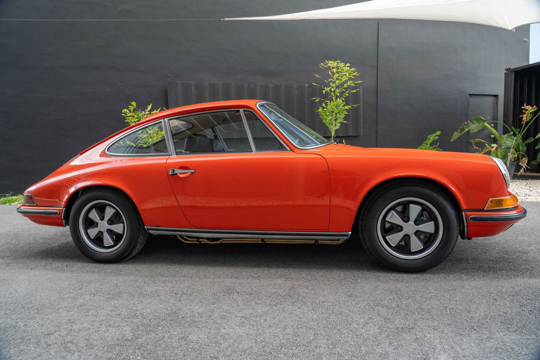 Porsche 911 E