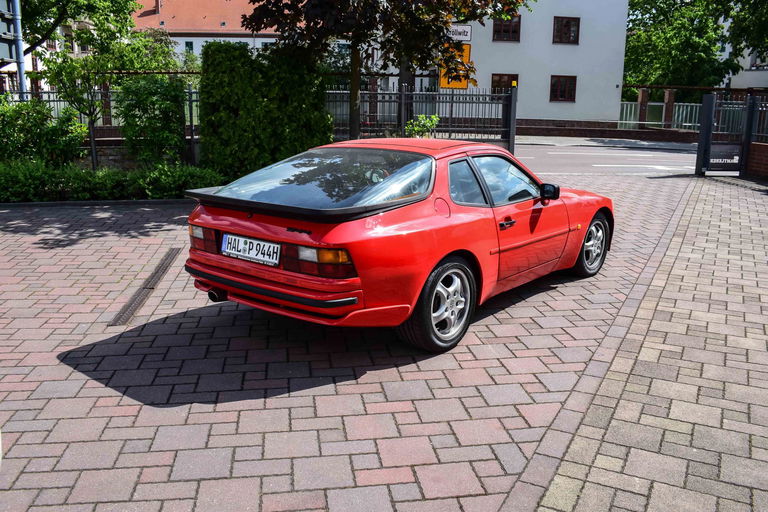 Porsche 944 Coupé