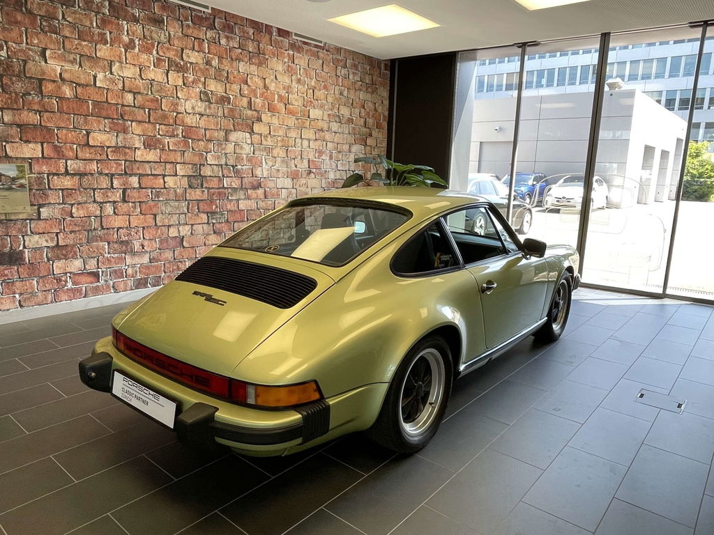 Porsche 911 SC