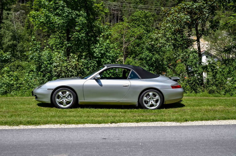 Porsche 996 Carrera