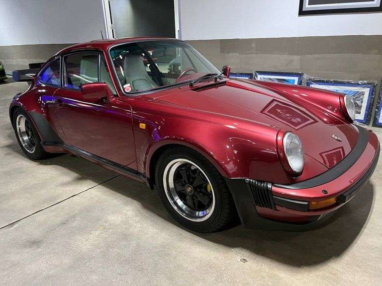 Porsche 911 Turbo 3.3