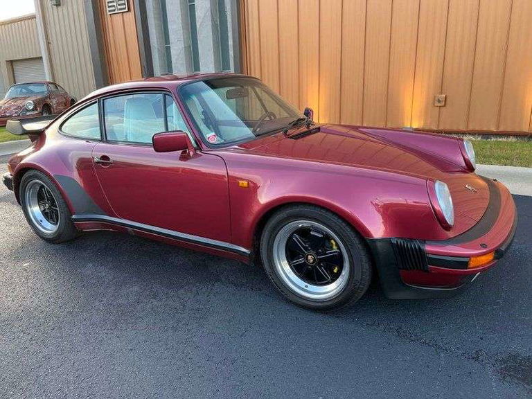 Porsche 911 Turbo 3.3