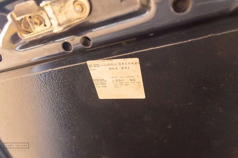 Porsche 964 Carrera 4