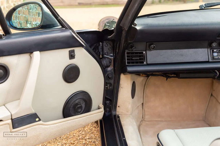 Porsche 964 Carrera 4