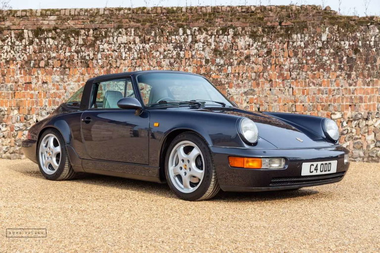 Porsche 964 Carrera 4