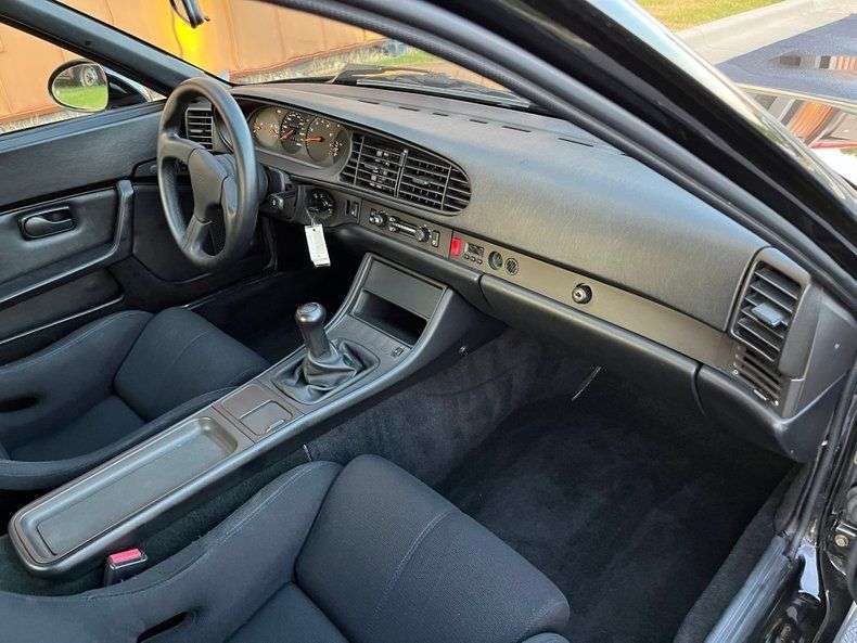 Porsche 968 Club Sport