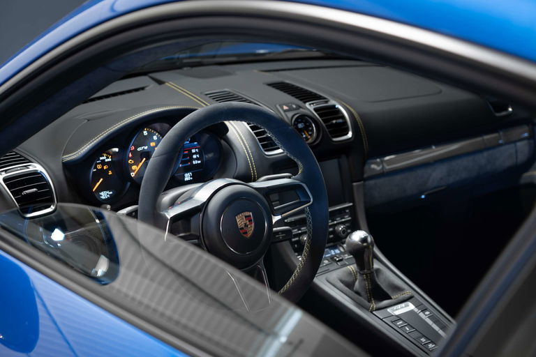 Porsche 981 Cayman GT4