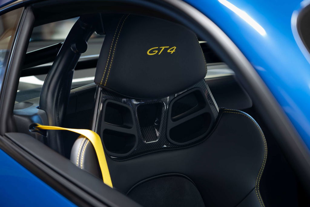 Porsche 981 Cayman GT4