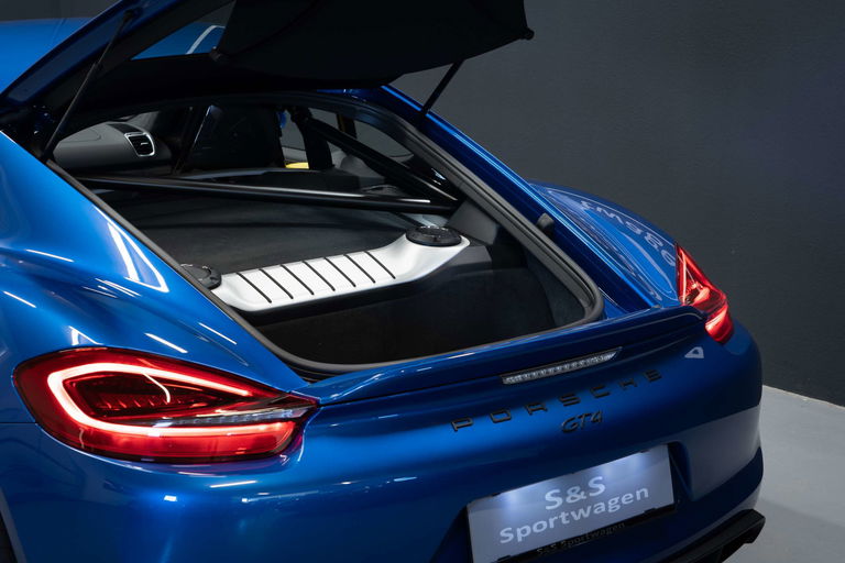 Porsche 981 Cayman GT4