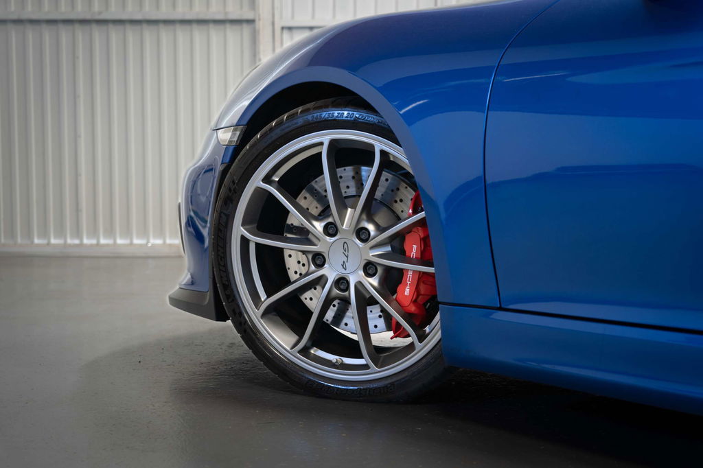 Porsche 981 Cayman GT4