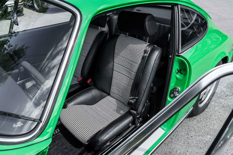 Porsche 911 S (F-Modell)