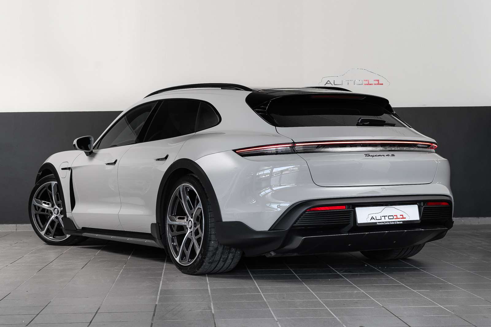 Porsche cross clearance turismo release date