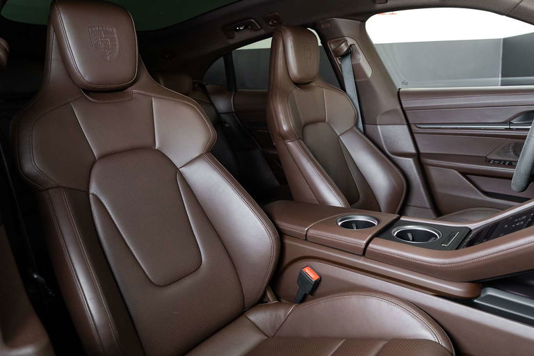 Porsche Taycan 4S Cross Turismo