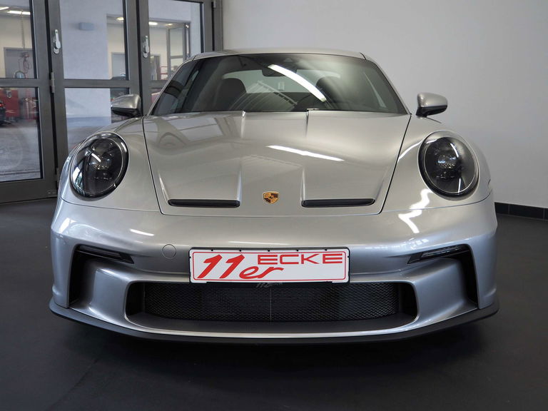 Porsche 992 GT3 Touring