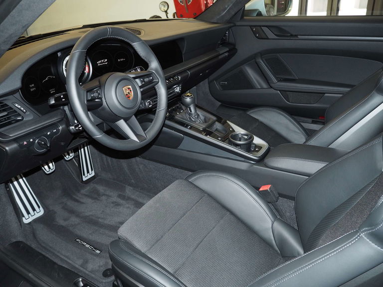 Porsche 992 GT3 Touring