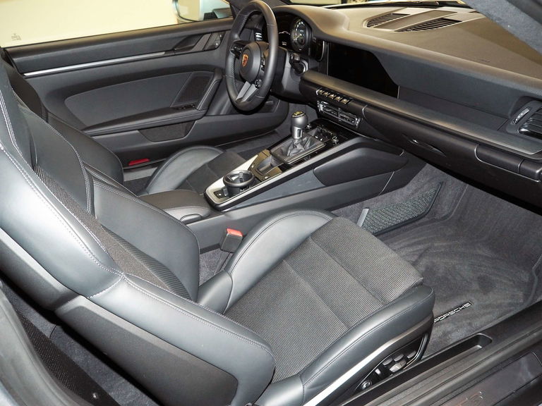 Porsche 992 GT3 Touring