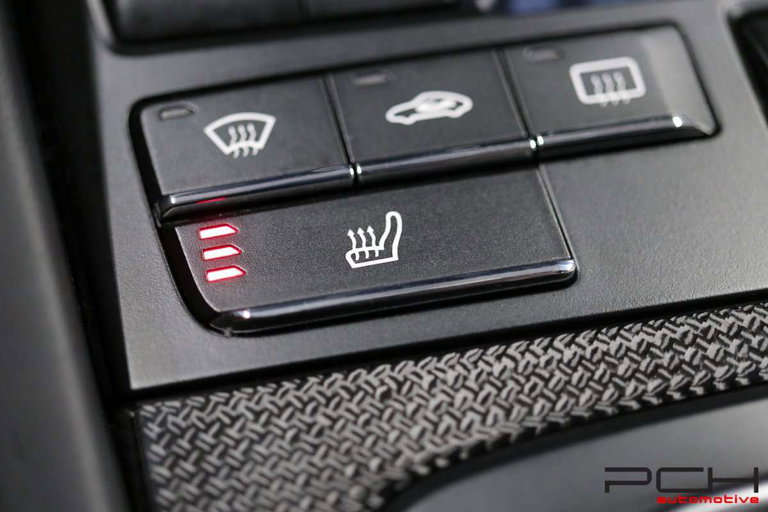 Porsche 991 Carrera GTS