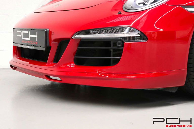 Porsche 991 Carrera GTS