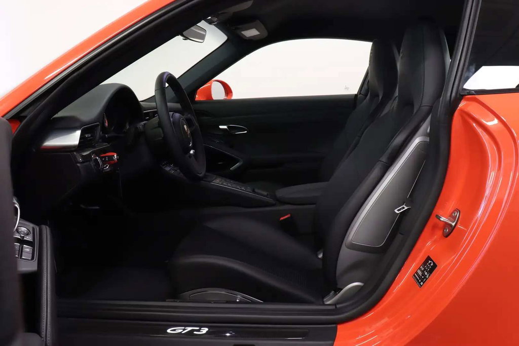 Porsche 991.2 GT3 Touring