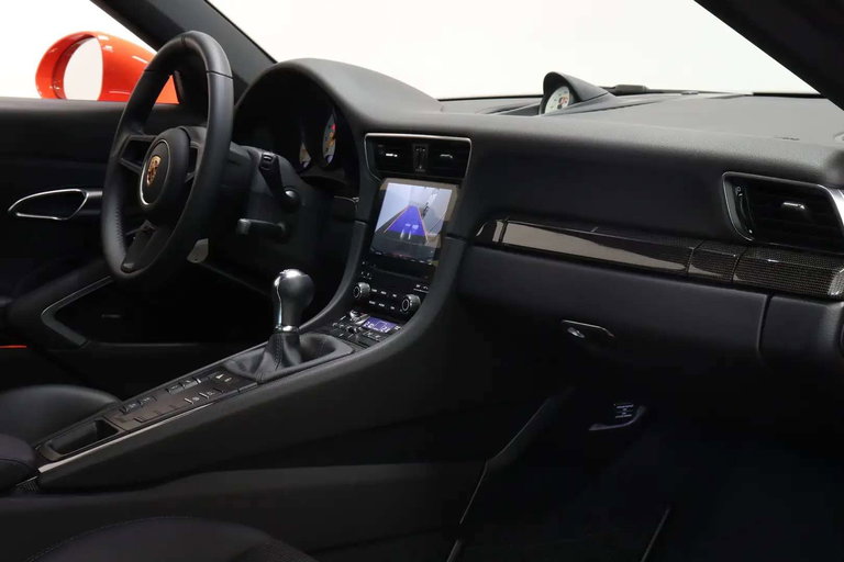 Porsche 991.2 GT3 Touring